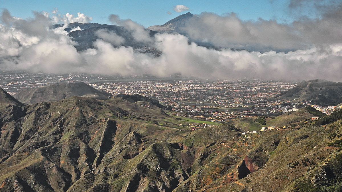 Blick von Pico Ingles nach La Laguna